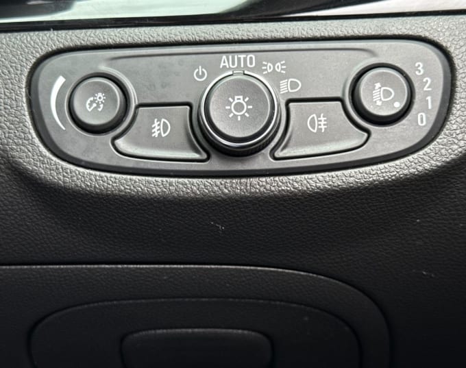 2025 Vauxhall Mokka X