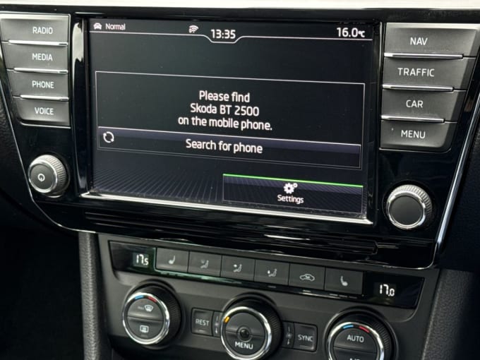 2025 Skoda Superb