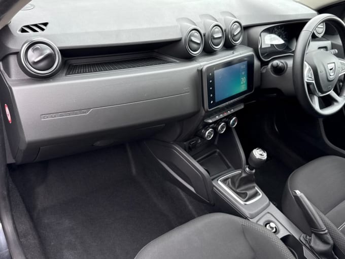 2025 Dacia Duster