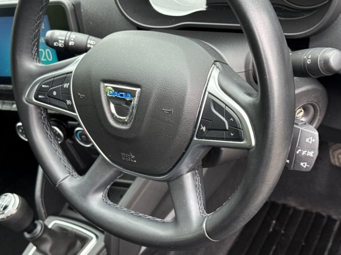 2025 Dacia Duster
