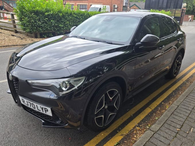 2025 Alfa Romeo Stelvio
