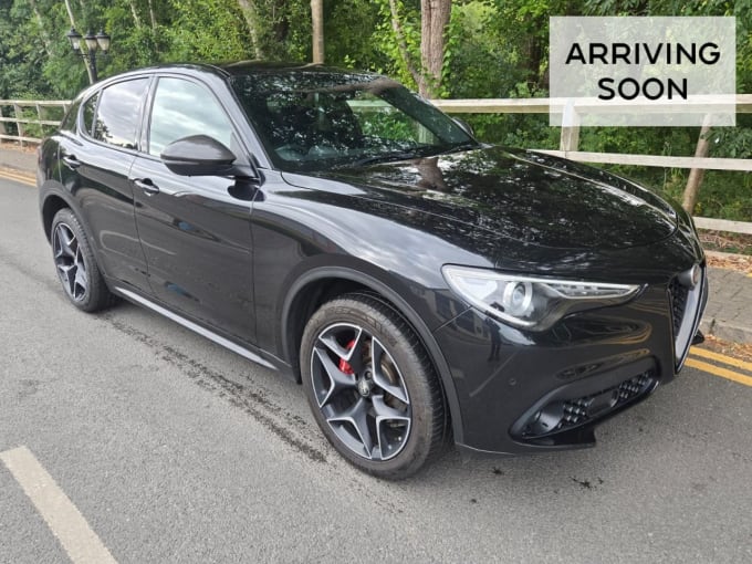 2025 Alfa Romeo Stelvio