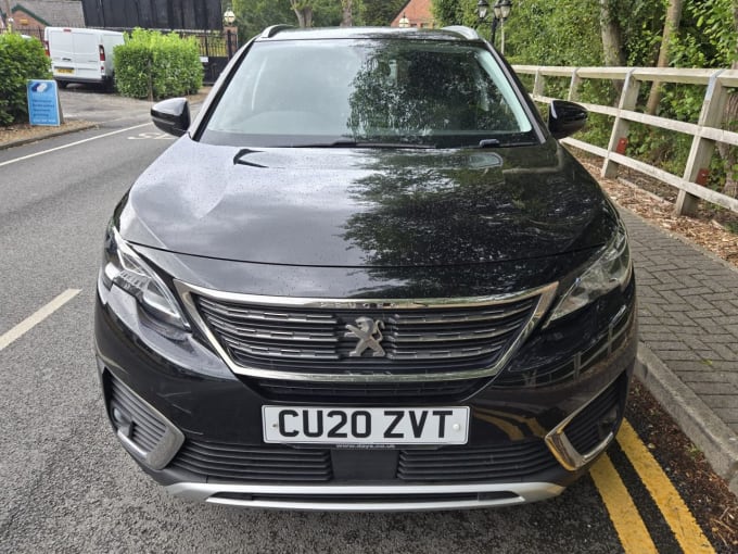 2025 Peugeot 5008