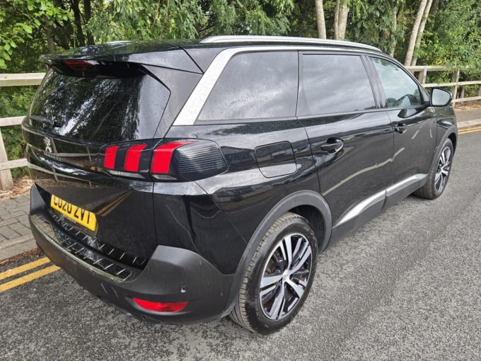 2025 Peugeot 5008