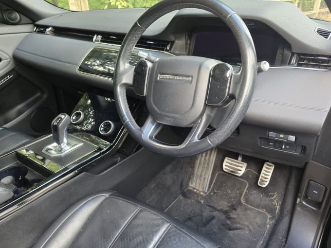 2025 Land Rover Range Rover Evoque