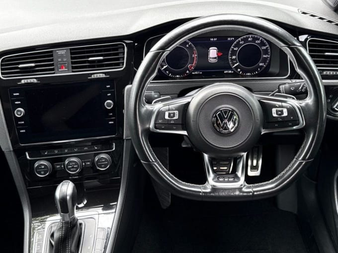 2025 Volkswagen Golf