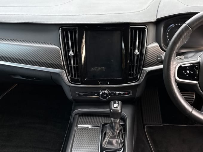 2019 Volvo S90