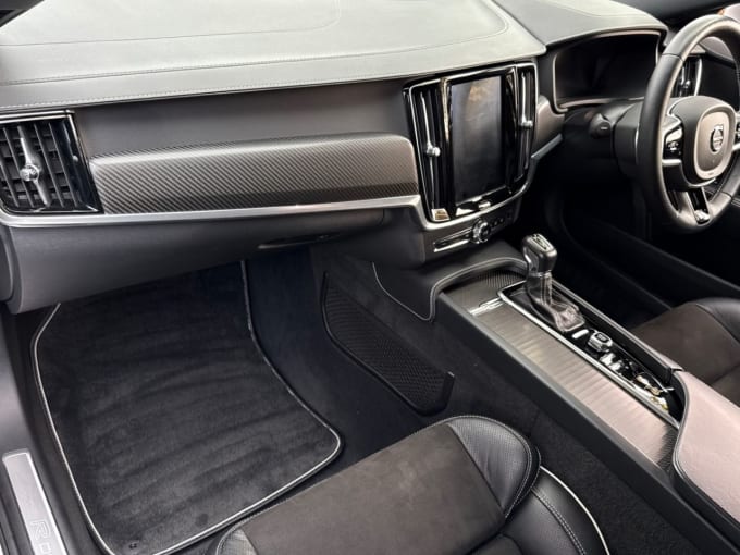 2019 Volvo S90