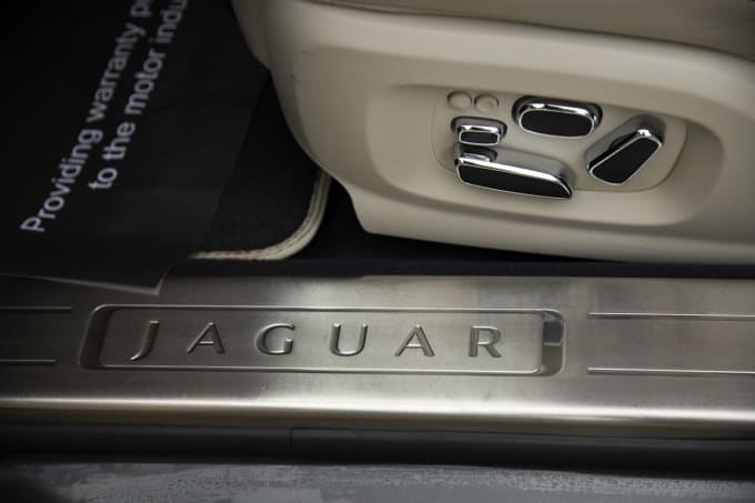 2024 Jaguar Xj