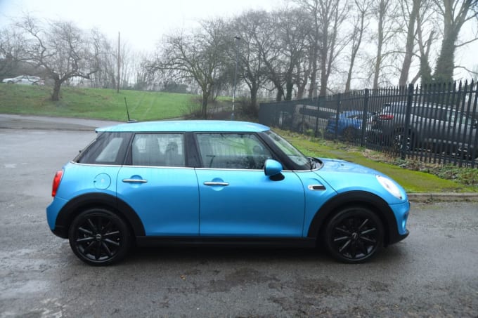 2025 Mini Hatch