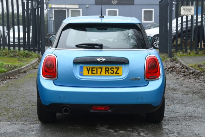 2025 Mini Hatch