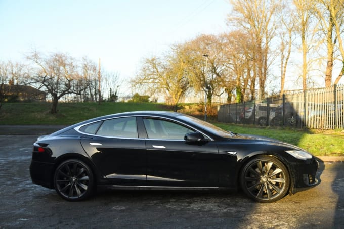 2025 Tesla Model S