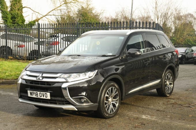 2025 Mitsubishi Outlander