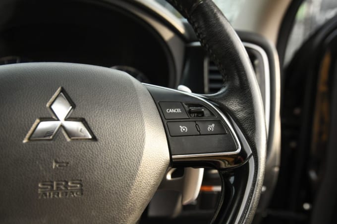 2025 Mitsubishi Outlander