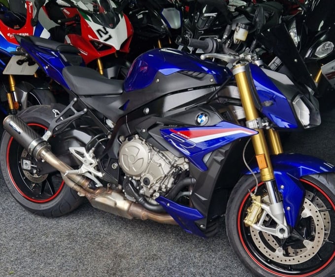 2020 BMW S 1000 R Sport