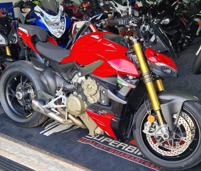 2020 Ducati Streetfighter V4 S