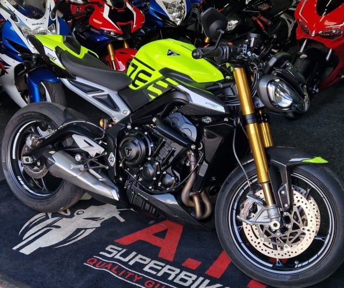 2023 Triumph Street Triple Rs