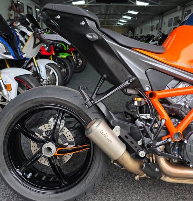2021 Ktm 1290 Super Duke R 21