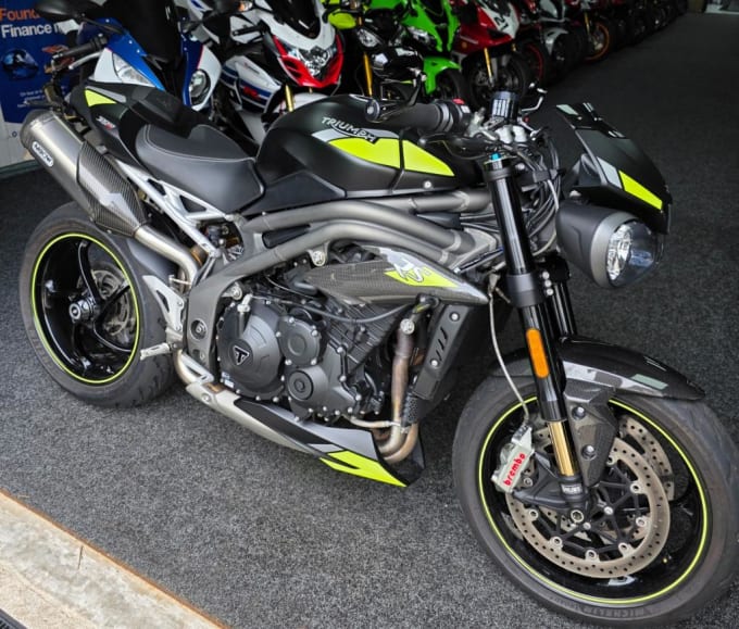 2019 Triumph Speed Triple Rs 1050