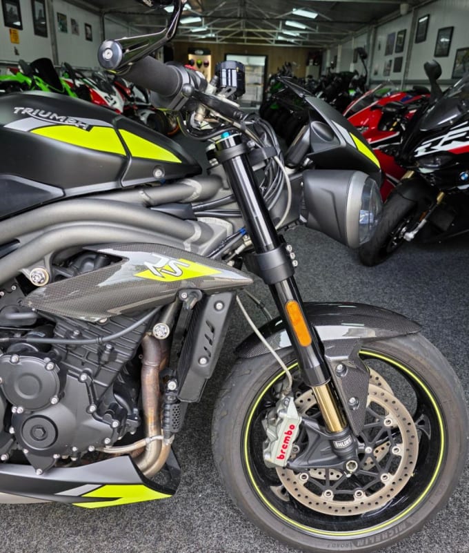 2019 Triumph Speed Triple Rs 1050
