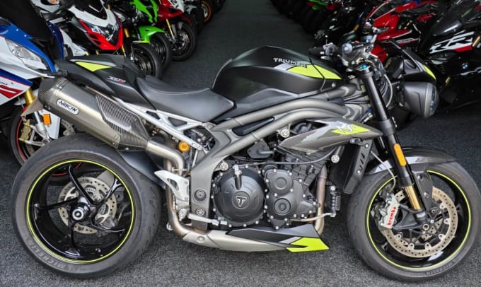 2019 Triumph Speed Triple Rs 1050