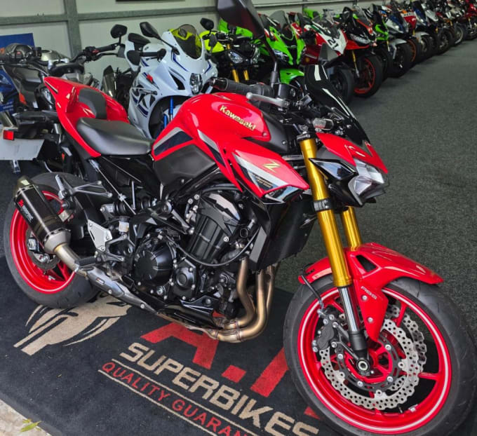 2022 Kawasaki Zr 900 Fnfcn