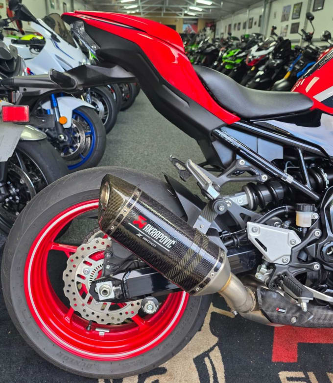 2022 Kawasaki Zr 900 Fnfcn