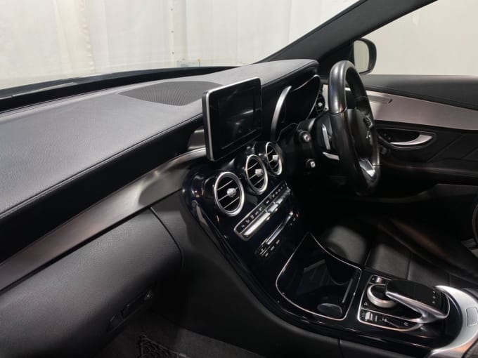 2025 Mercedes-benz C-class