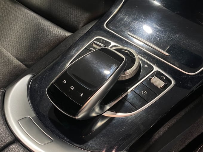 2025 Mercedes-benz C-class