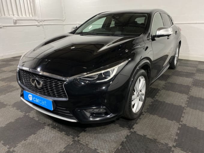 2025 Infiniti Q30