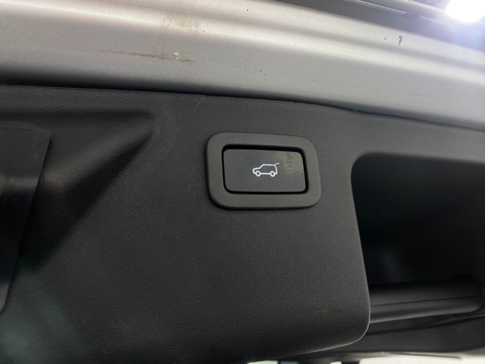2025 Land Rover Discovery Sport
