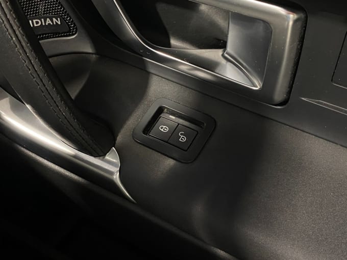 2025 Land Rover Discovery Sport