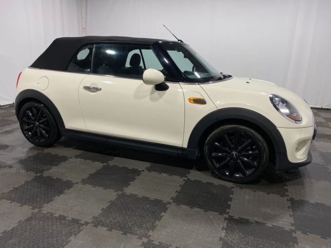 2025 Mini Convertible