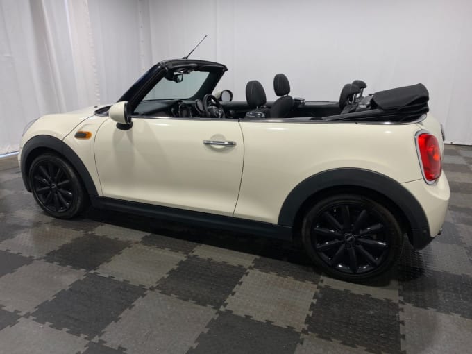 2025 Mini Convertible