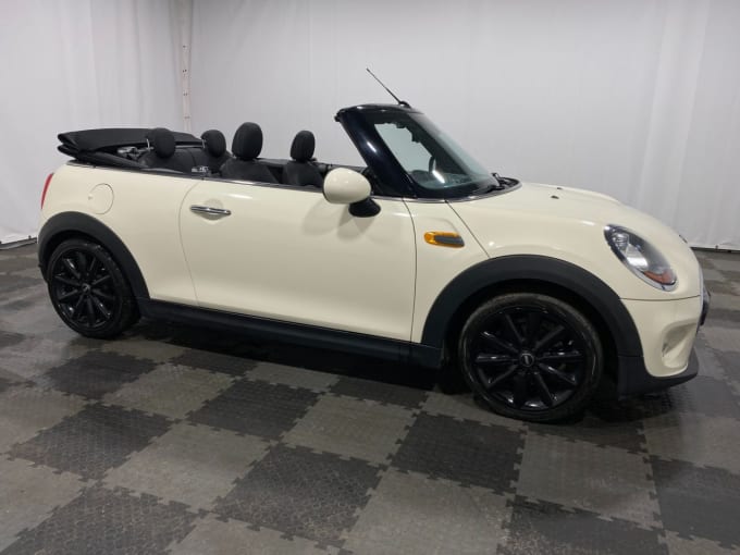 2025 Mini Convertible