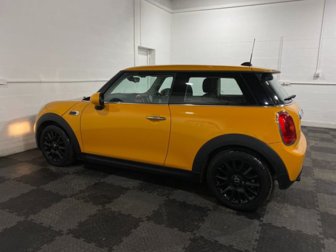 2025 Mini Hatch