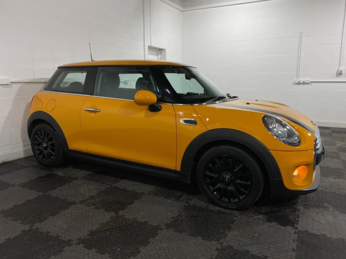 2025 Mini Hatch