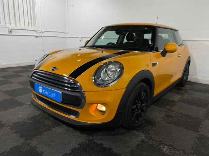 2025 Mini Hatch