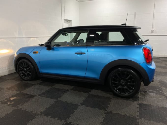 2025 Mini Hatch