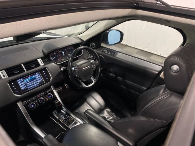 2025 Land Rover Range Rover Sport