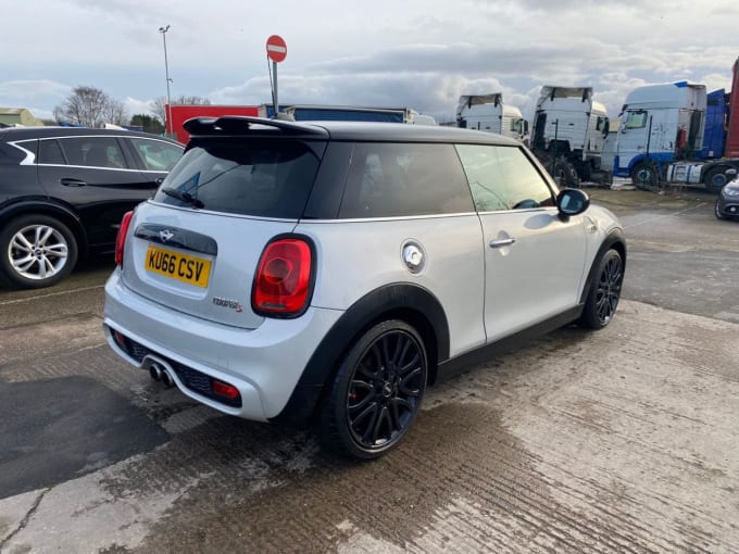 2025 Mini Hatch