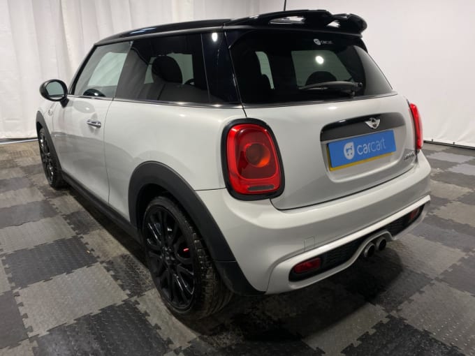 2025 Mini Hatch