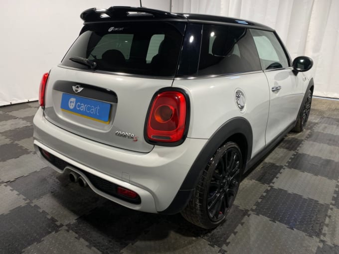 2025 Mini Hatch