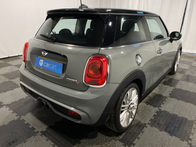 2025 Mini Hatch