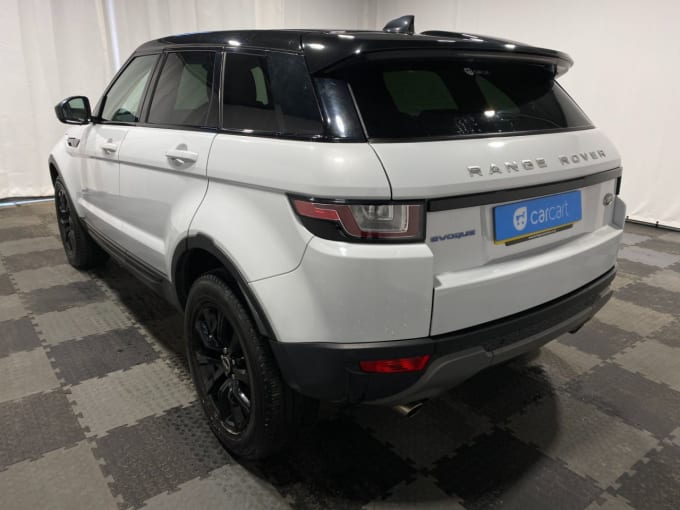 2025 Land Rover Range Rover Evoque