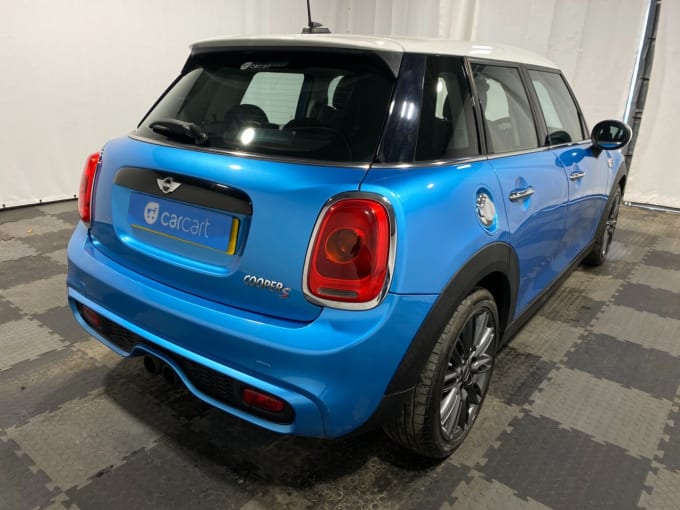 2025 Mini Hatch