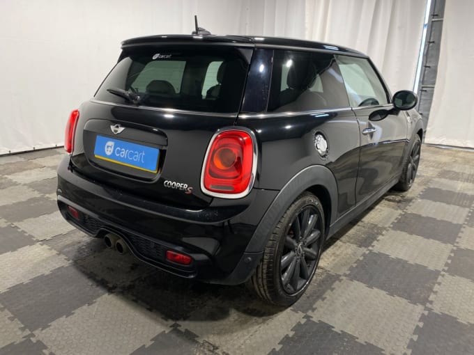 2025 Mini Hatch