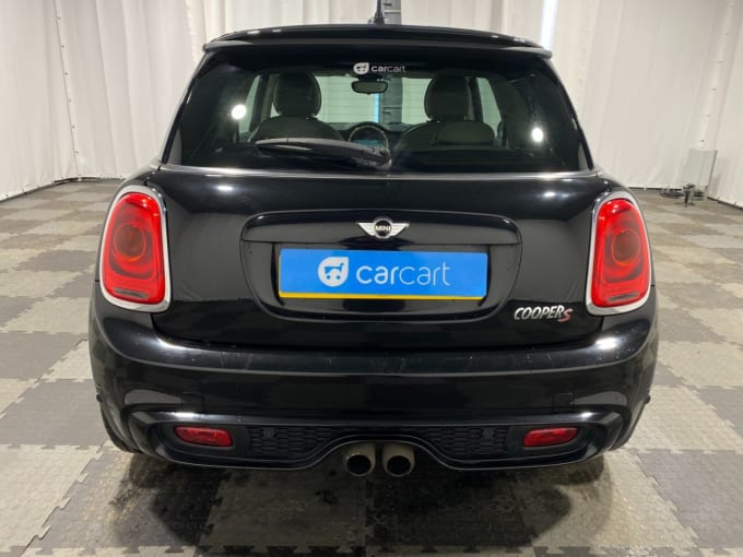 2025 Mini Hatch