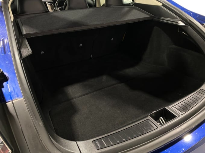 2025 Tesla Model S
