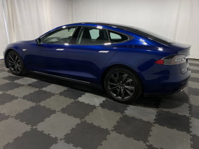 2025 Tesla Model S